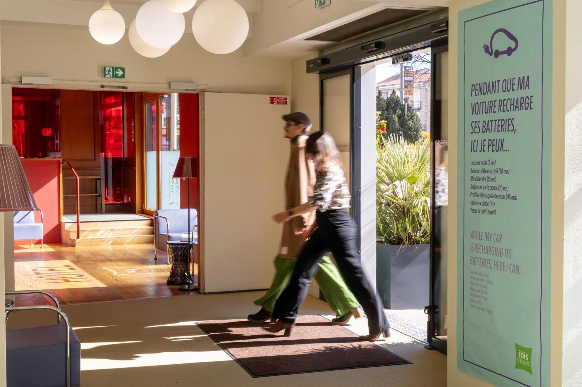 Ibis Styles Le Puy En Velay Hotel Exterior photo