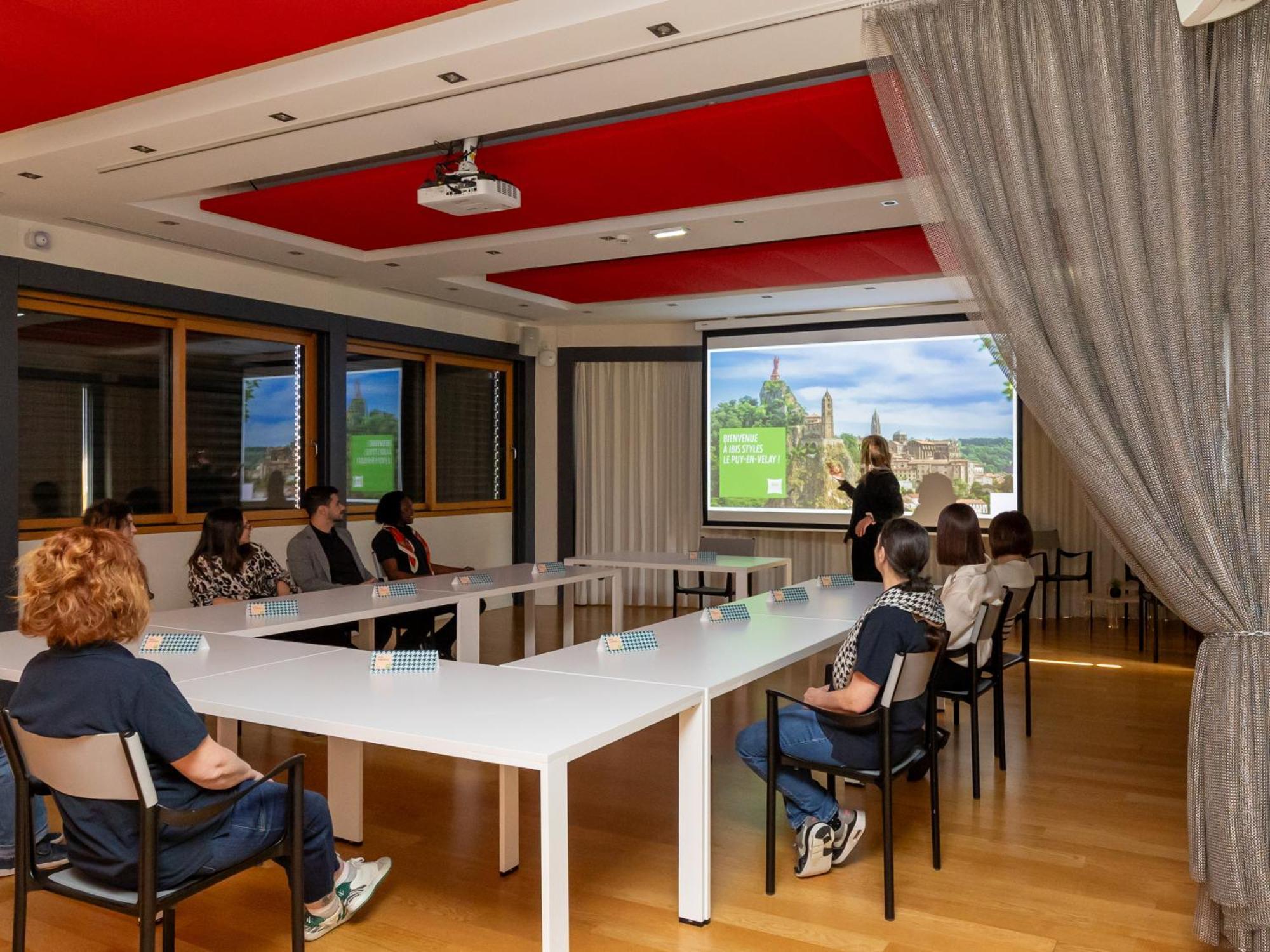 Ibis Styles Le Puy En Velay Hotel Exterior photo